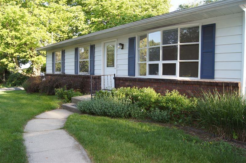 14732 N Barton Lake Dr - Photo 2 of 15