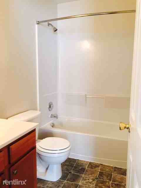 601 Piney Branch Way - Photo 3 of 4