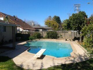 9219 Thilow Dr - Photo 2 of 5