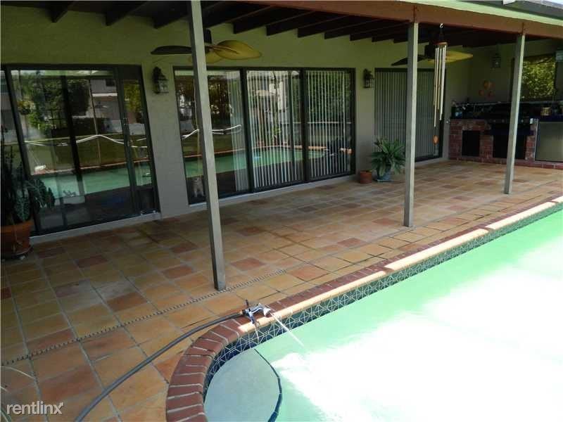 9753 NW 1st Pl - Photo 3 of 10