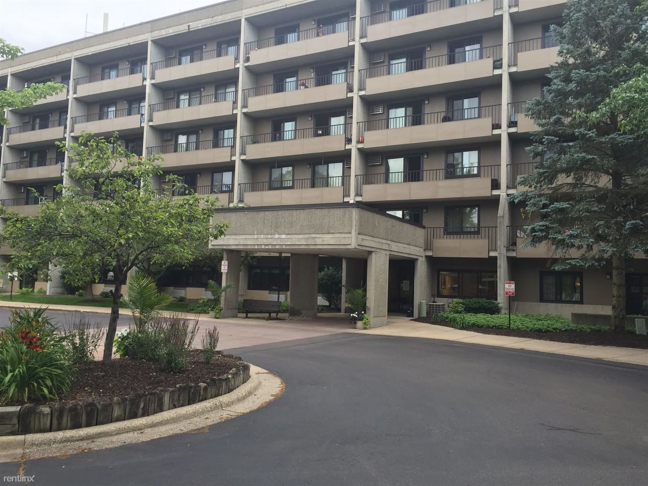 Greentree Apartments 4320 Kalamazoo Ave SE, Kentwood, MI 49508 Zumper