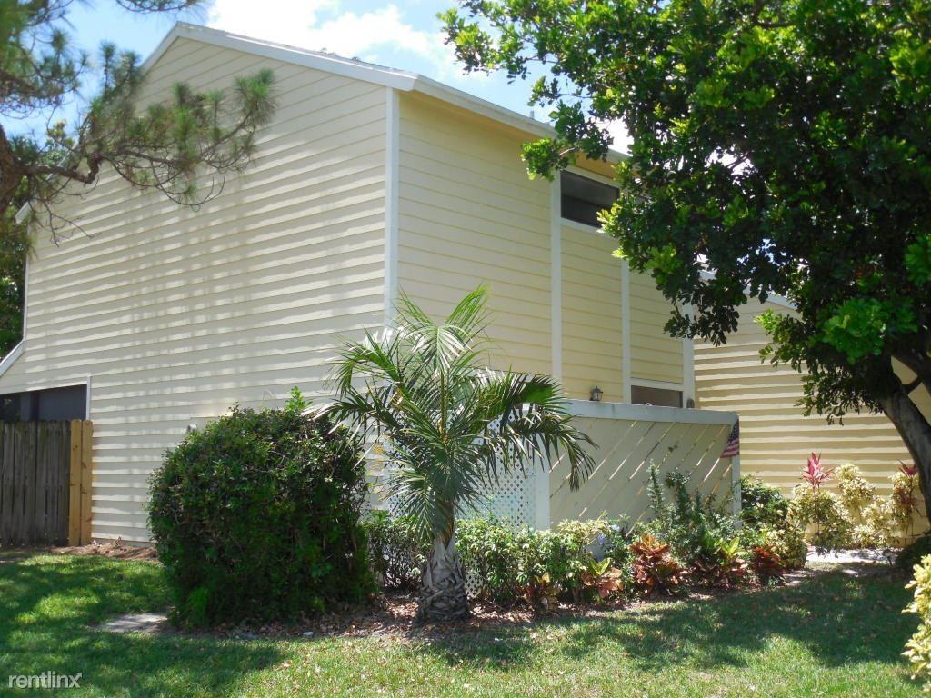 302 Lakewood Dr #7B - Photo 3 of 7