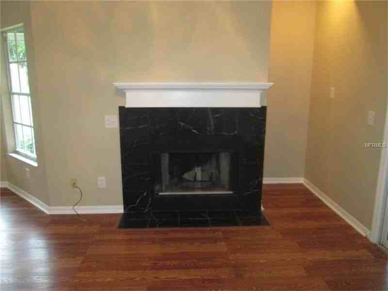 3214 Stonewater Ct - Photo 3 of 14