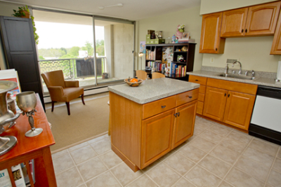 300 Lancaster Avenue - Photo 2 of 9