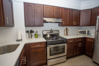 429 Montgomery Avenue - Photo 2 of 9