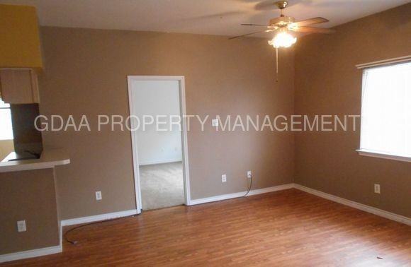 308 Tamara Dr #B - Photo 3 of 4