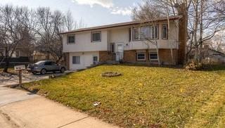 3009 Southmoor Ct - Photo 2 of 17