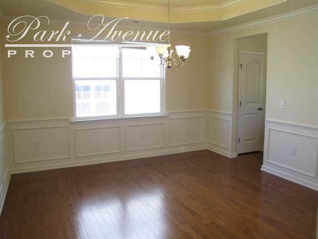 66 Genoa Ln - Photo 3 of 18