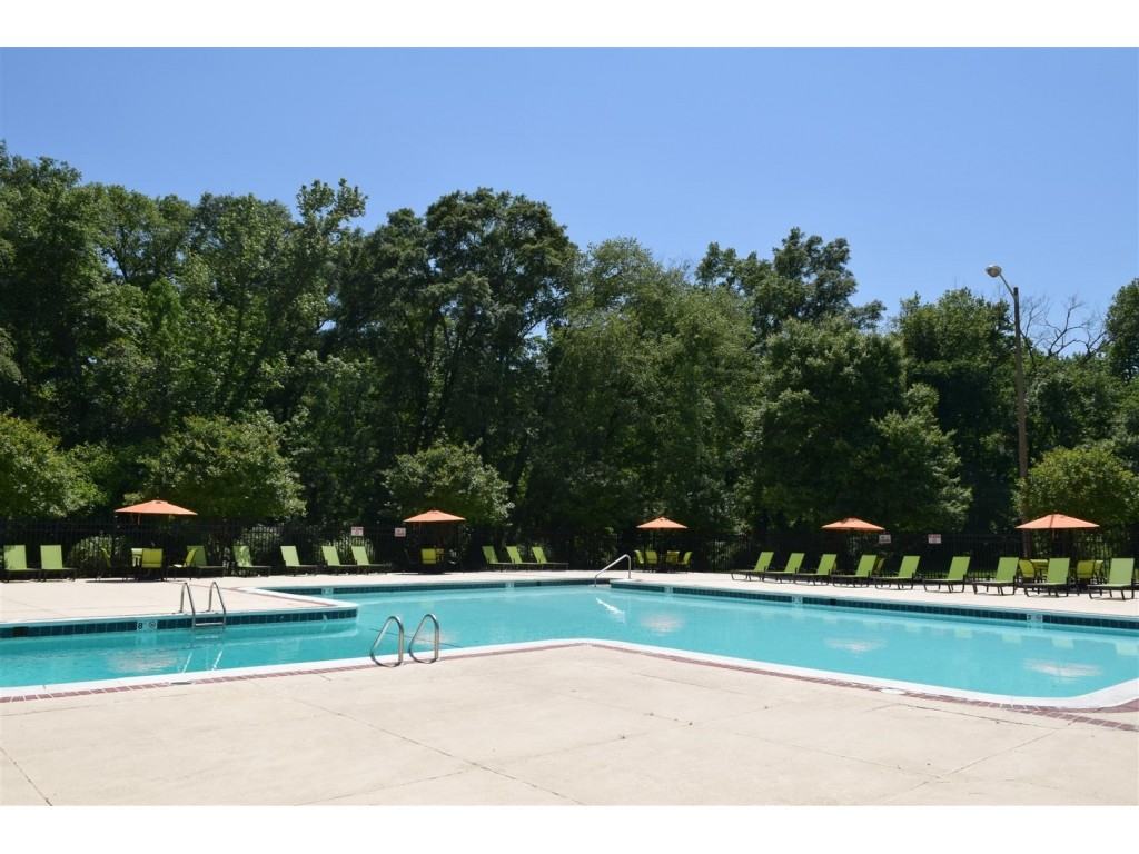 Staples Mill Townhomes - Photo 2 of 19