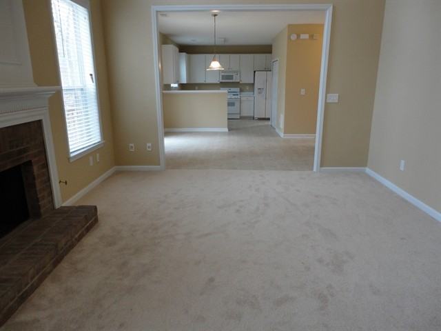 395 Sable Ct - Photo 3 of 21