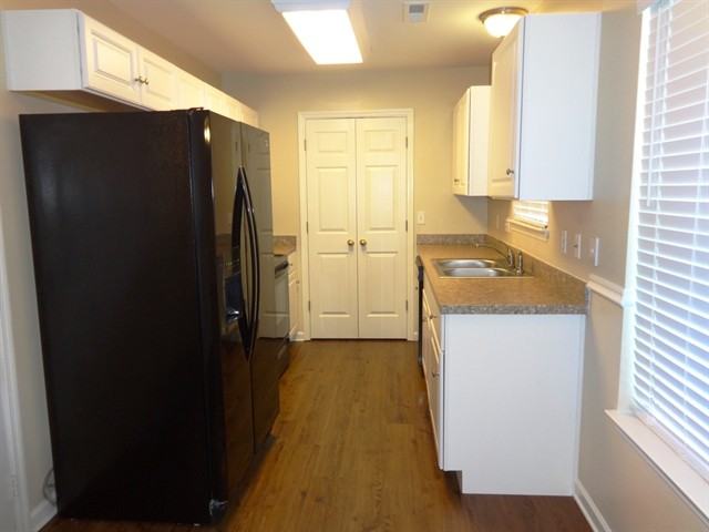 1405 Blue Pine Dr - Photo 3 of 15