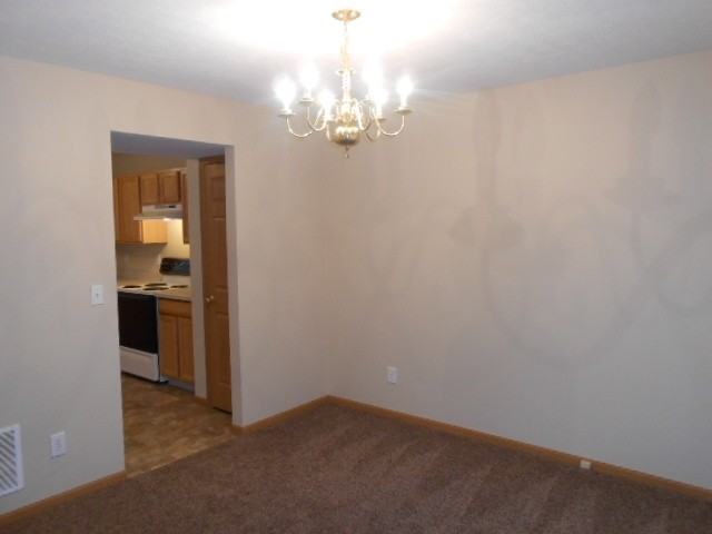 1406 Harold Stewart Pkwy - Photo 3 of 19