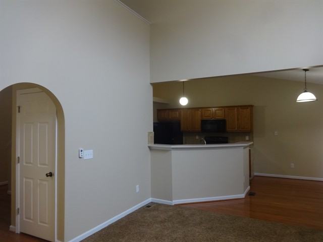 975 Meadow Downs Trail - Photo 2 of 12