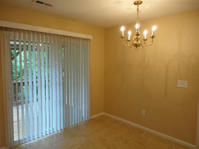 414 Weston Ct - Photo 2 of 8