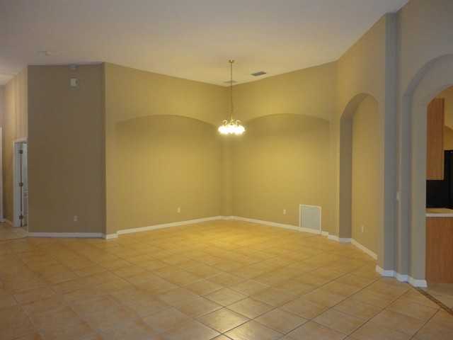 13412 Old Dock Rd - Photo 3 of 19