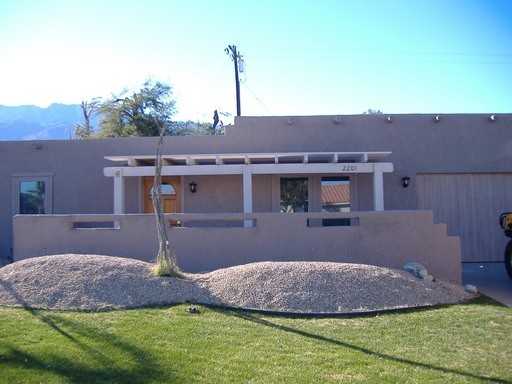 2201 N Magnolia Rd - Photo 2 of 7