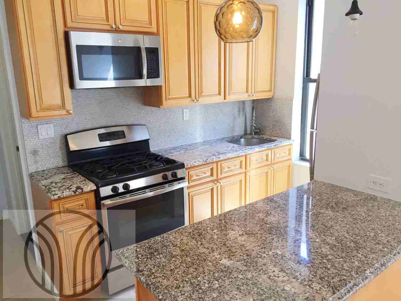 35 Diamond Street #3