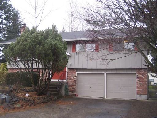 419 SE 21st St - Photo 2 of 2