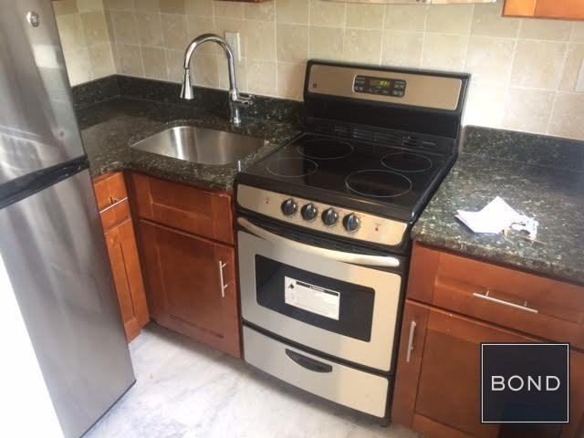 10th Ave & W 47th St #4Bic - Photo 6 of 7