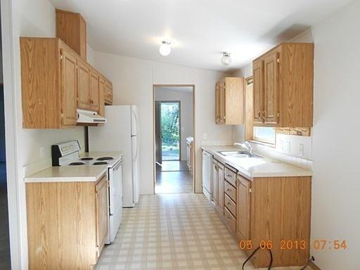 2397 Reimer Rd - Photo 2 of 6