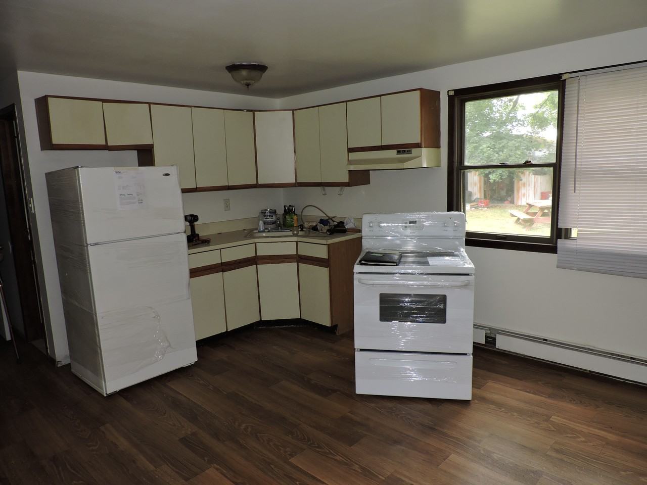 43 E Madison St - Photo 2 of 9