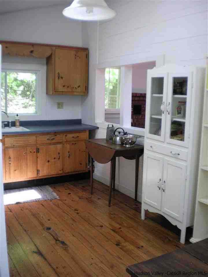 20 Sherman Rd - Photo 3 of 12