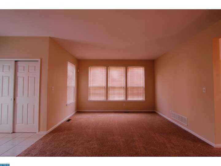 30 Birmingham Dr - Photo 3 of 25