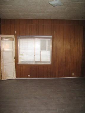 326 Adeline St - Photo 3 of 11