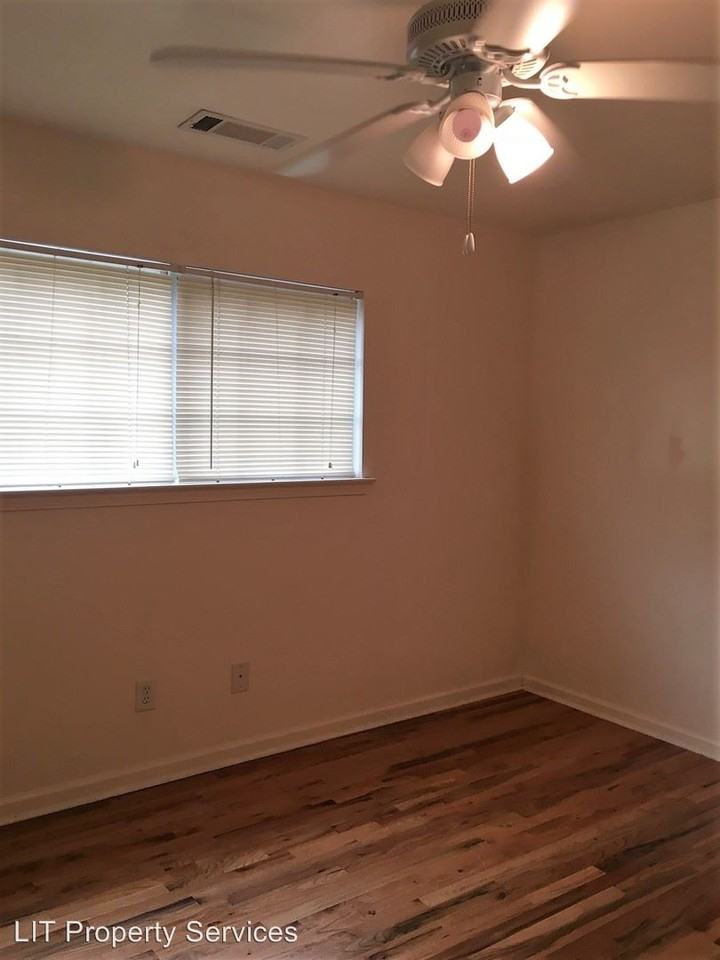 493 North Highland Avenue Northeast - Photo 2 of 18