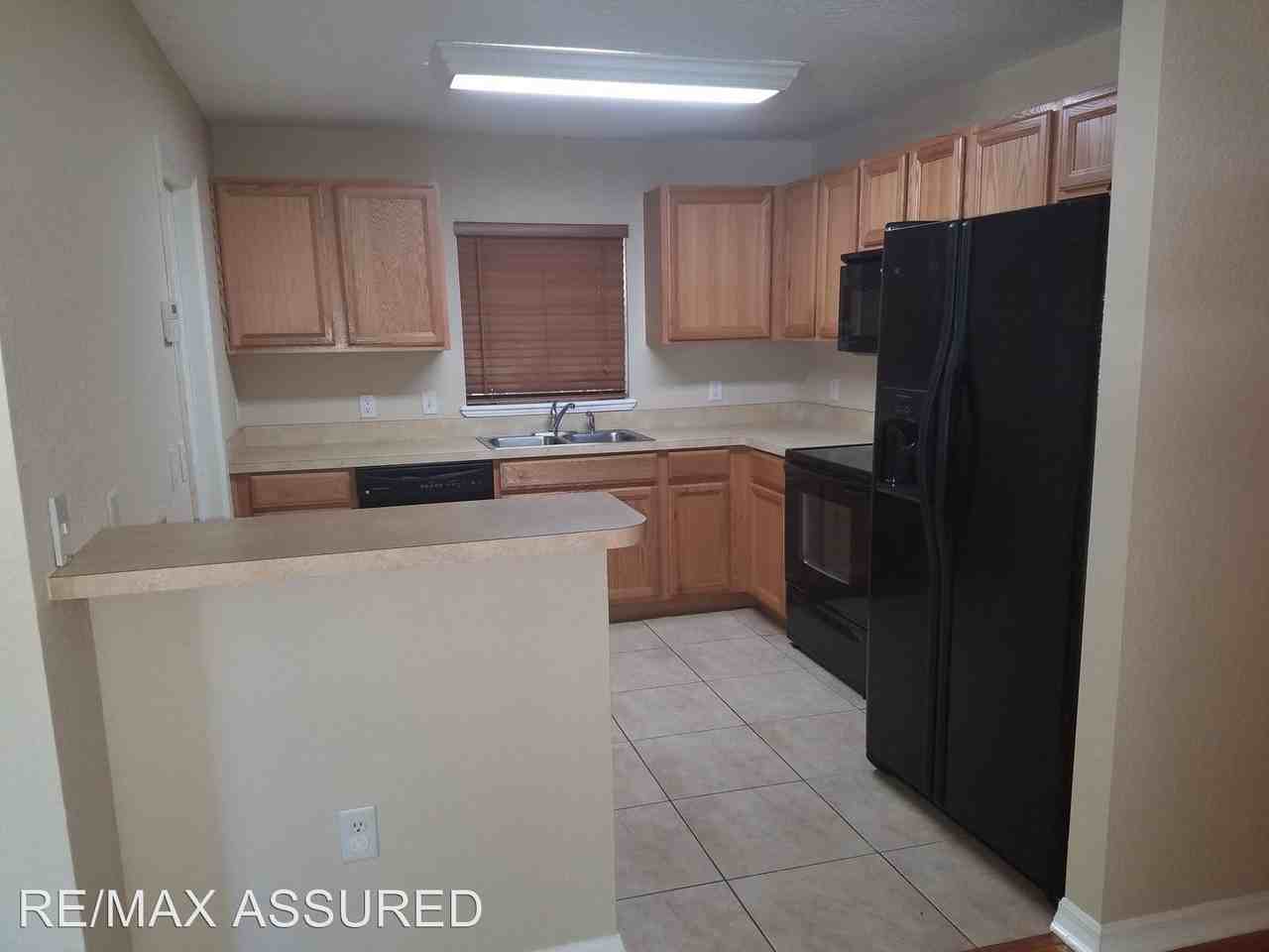 3710 Rollin O Ln - Photo 3 of 6