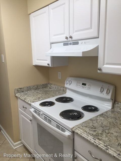 1801 Janlyn Rd #11 - Photo 3 of 17