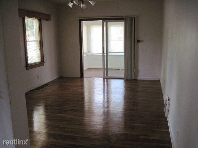 1331 Ada Ave - Photo 2 of 13
