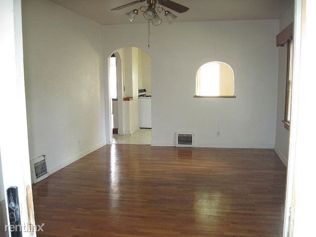 1331 Ada Ave - Photo 3 of 13