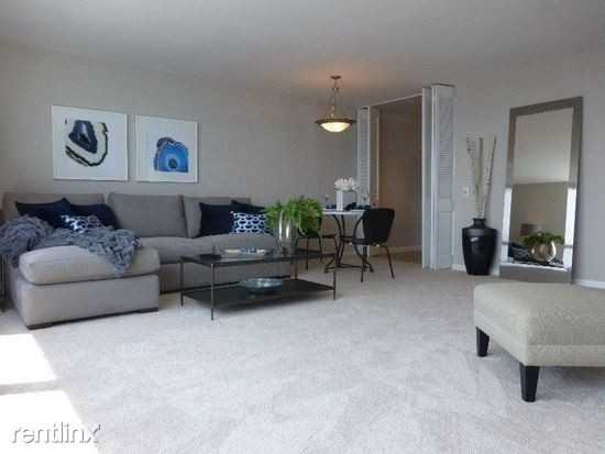 3450 N Lake Shore Dr - Photo 2 of 16