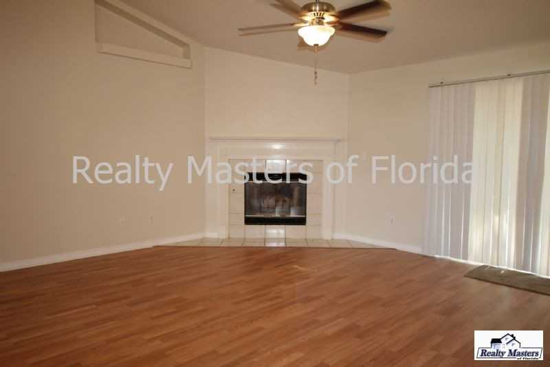 820 Sterling Way - Photo 3 of 25