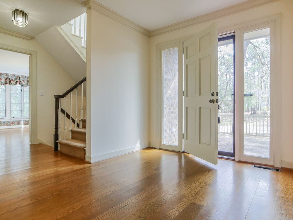 1912 Ashbrook Dr - Photo 2 of 42