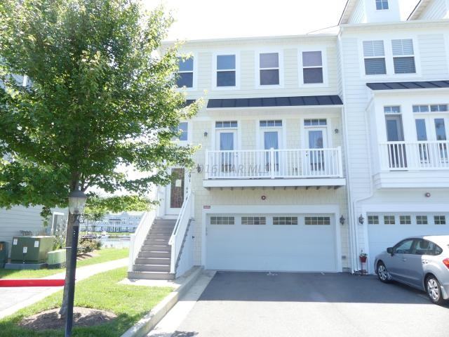 10900 Holystone Ln - Photo 2 of 85