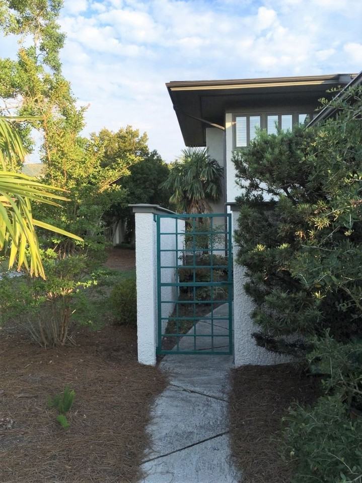 1308 Edgewater Club Rd #9 - Photo 3 of 32