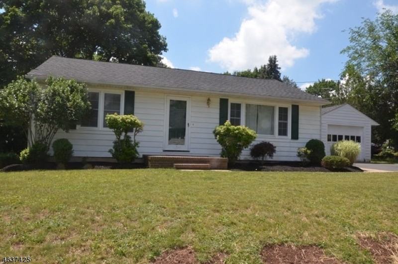 10 Myrtle Ave - Photo 2 of 13