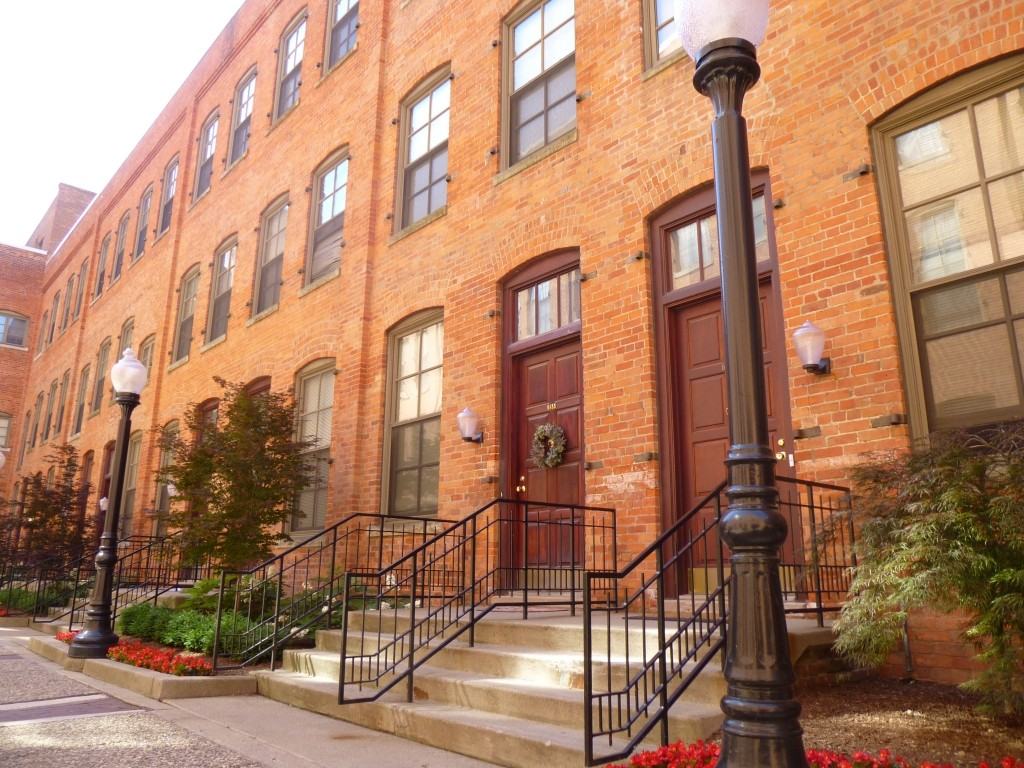 River Place Apartments - Photo 2 of 19