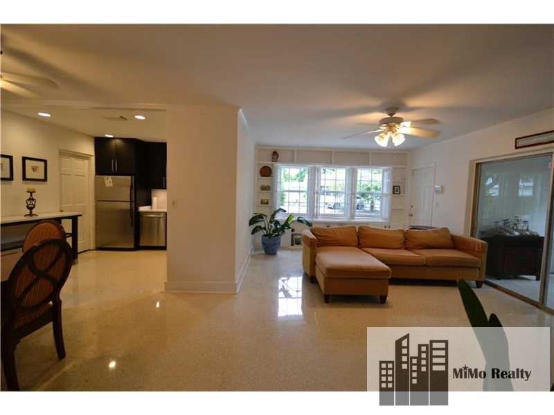 830 Northeast 70th Street - Photo 3 of 16