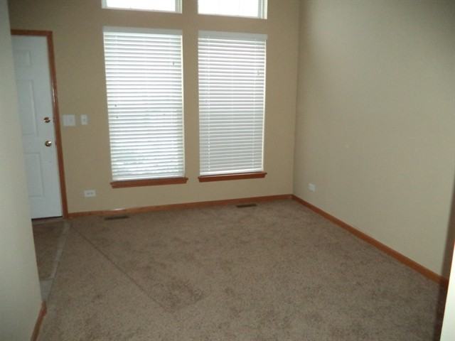 205 Centennial Dr - Photo 2 of 16