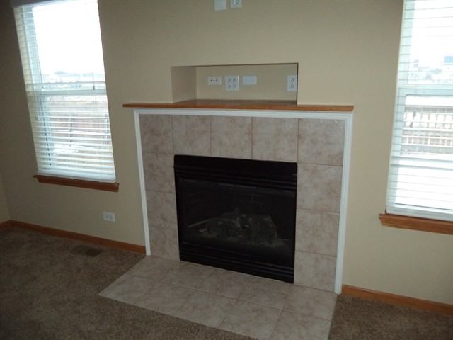 205 Centennial Dr - Photo 3 of 16