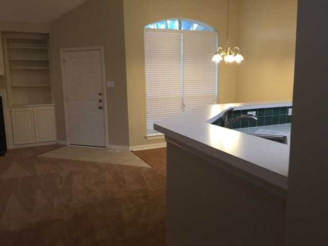 6215 Fannin Dr - Photo 3 of 16