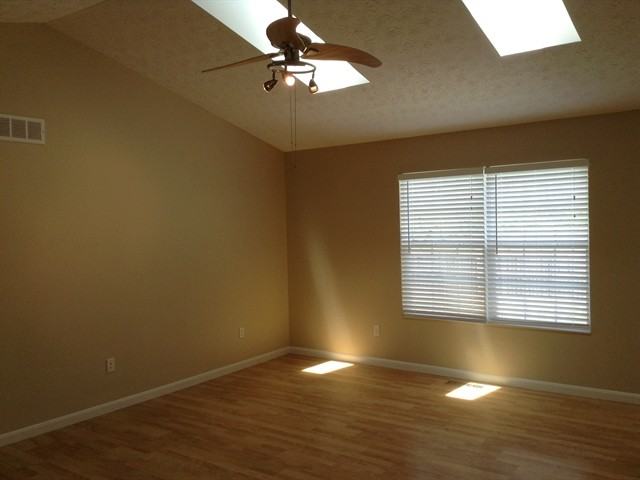 605 White Clover Ct - Photo 2 of 15