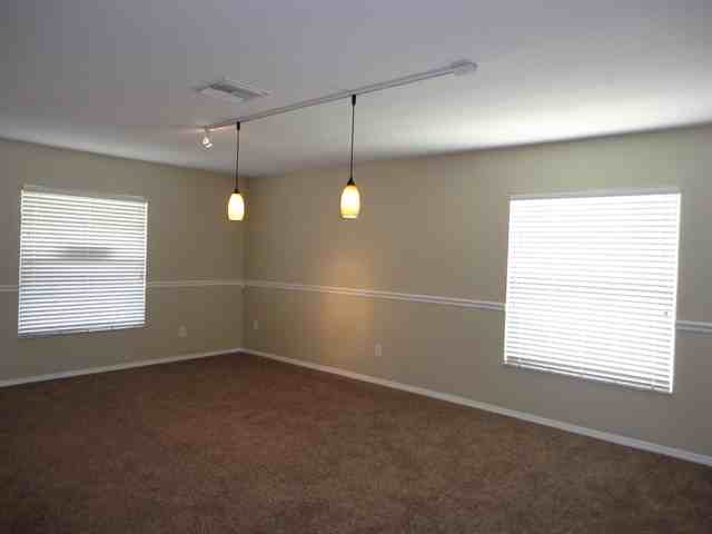 30915 Sonnet Glen Dr - Photo 2 of 35