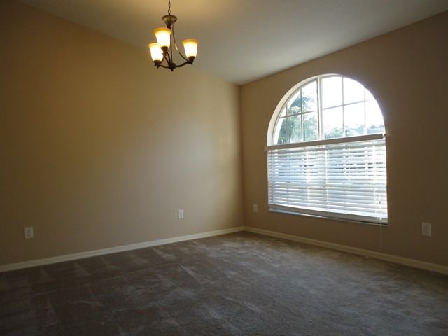 7114 Colonial Lake Dr - Photo 3 of 16