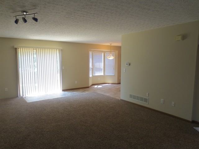 6747 Winbarr Way - Photo 2 of 13