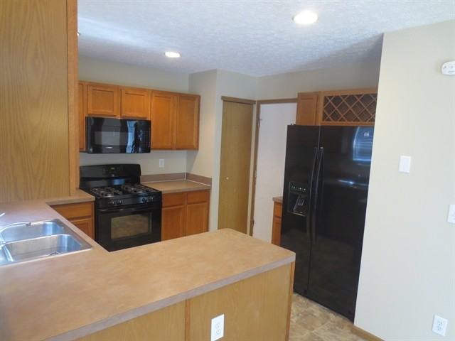 6747 Winbarr Way - Photo 3 of 13