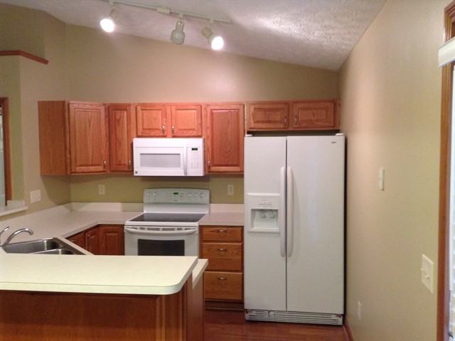 437 Georgia Dr - Photo 3 of 13